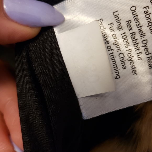 Sandova Real Fur Vest - Picture 8 of 8